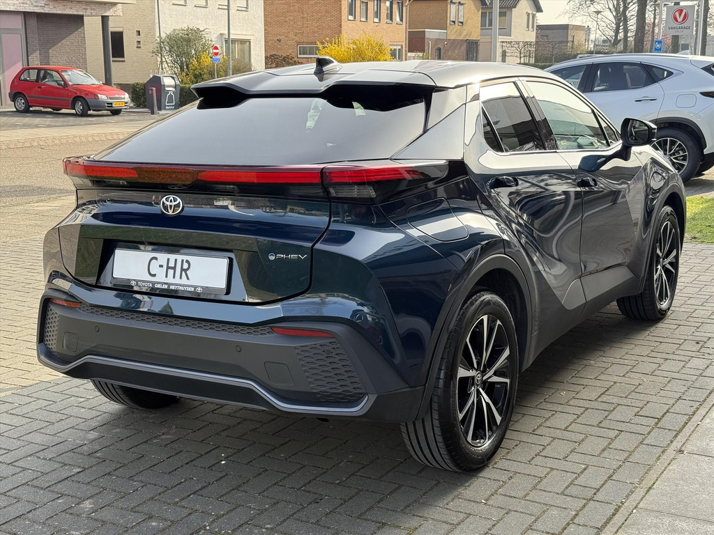 Toyota C-HR Plug-in Hybrid 220 First Edition | Elektrische achterklep, Stoel + Stuurverwarming, 18 inch, Keyless, Groot scherm 51831620-4.jpg | Autobedrijf Gielen