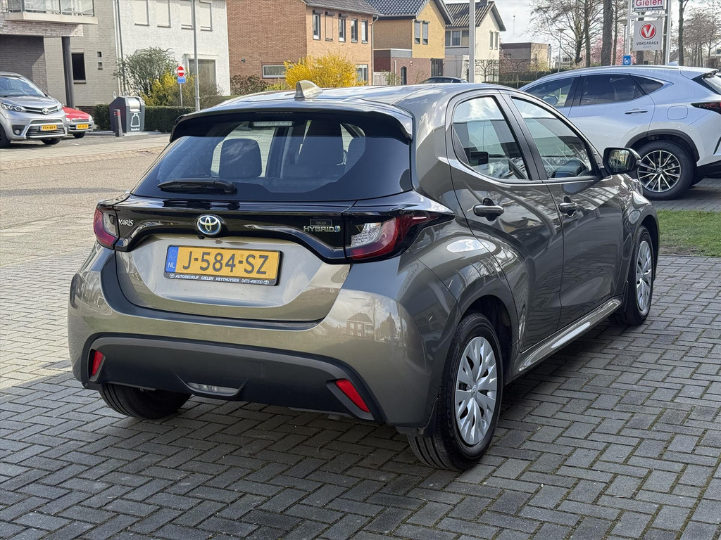 Toyota Yaris 1.5 Hybrid 116pk Active | Eerste eigenaar, Apple CarPlay/Android Auto, Climate control, Adaptive cruise control 51856353-3.jpg | Autobedrijf Gielen