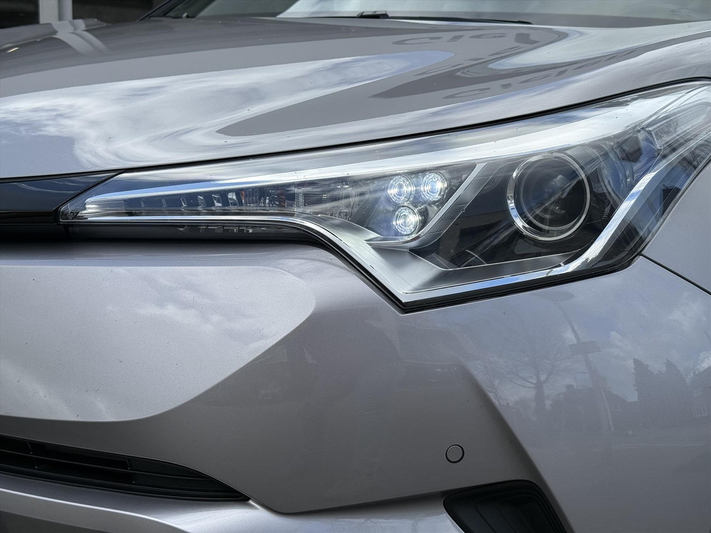 Toyota C-HR 1.8 Hybrid Bi-Tone Plus | Leer, Dodehoekherkenning, Stoel + Stuurverwarming, Parkeersensoren, Keyless, 18 inch 51906098-2.jpg | Autobedrijf Gielen