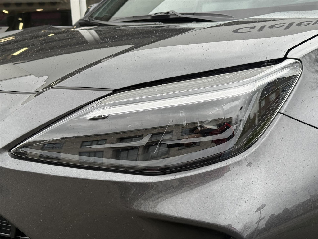 Toyota Yaris Cross 1.5 Hybrid First Edition Plus | Parkeersensoren, Stoel + Stuurverwarming, Groot scherm, Keyless, 17 inch 51961930-4.jpg | Autobedrijf Gielen