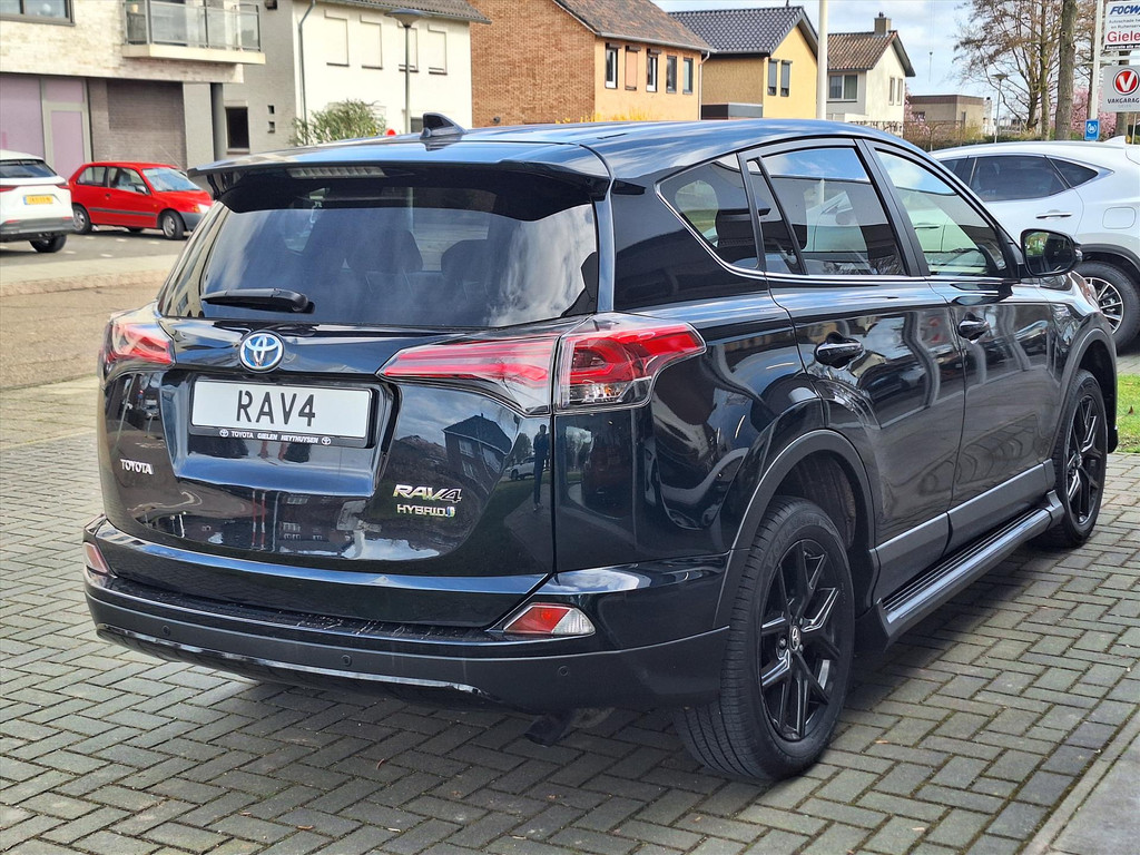 Toyota RAV4 2.5 Hybrid AWD Black Edition | Schuifdak, Treeplanken, Dodehoekherkenning, Keyless, Parkeersensoren, Elektrische achterklep 52012446-1.jpg | Autobedrijf Gielen
