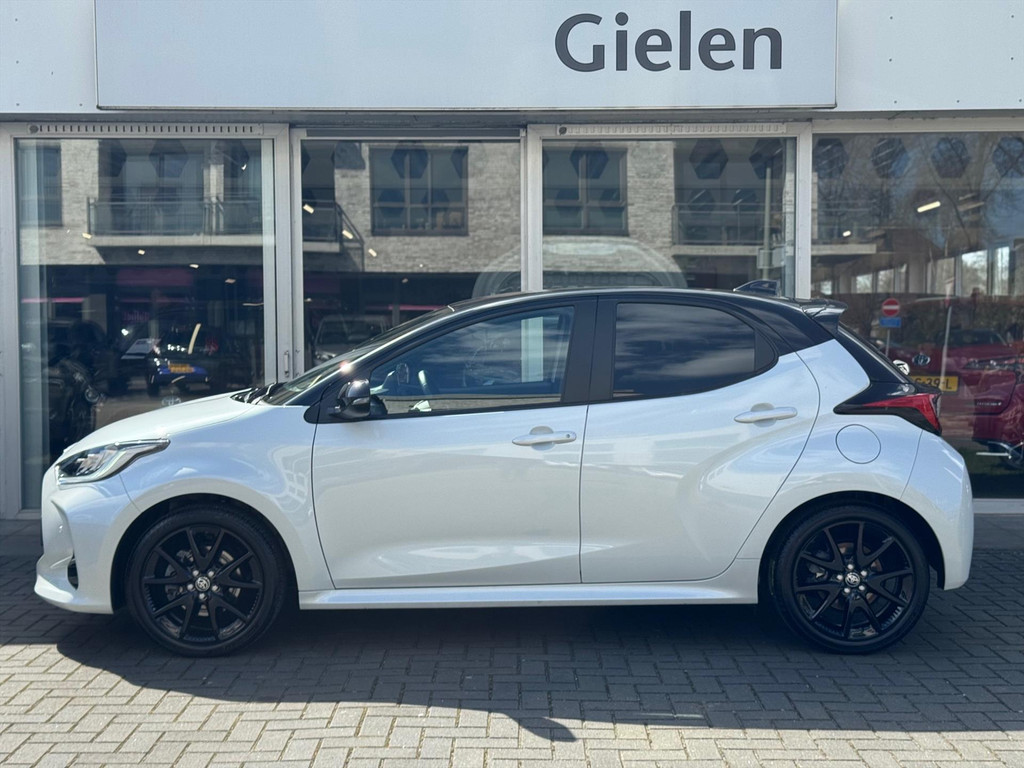 Toyota Yaris 1.5 Hybrid Executive Premium | JBL, Head up display, 17 inch, Dodehoekherkenning, Parkeersensoren, Stoelverwarming 52069345-1.jpg | Autobedrijf Gielen