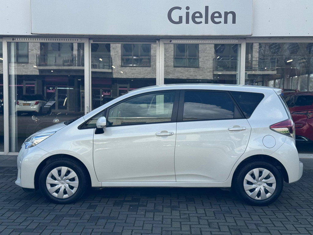 Toyota Verso-S 1.3 VVT-I CVT Automaat Aspiration Plus | Parelmoer wit, Parkeersensoren voor + achter, Airconditioning, Cruise control 52097831-1.jpg | Autobedrijf Gielen