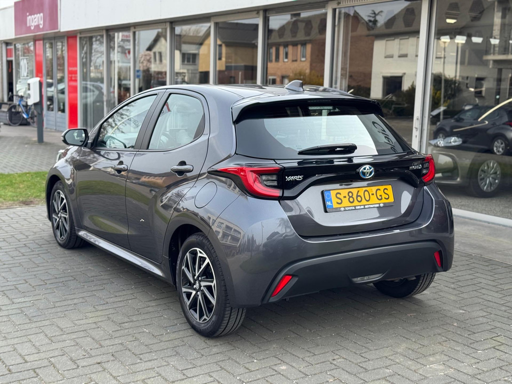 Toyota Yaris 1.5 Hybrid Dynamic | Lichtmetalen velgen, LED, Keyless, Startknop, Licht + Regensensor, Apple CarPlay/Android Auto 52138409-3.jpg | Autobedrijf Gielen