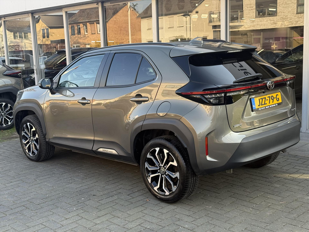 Toyota Yaris Cross 1.5 Hybrid First Edition Plus | Stoel + Stuurverwarming, Groot scherm, Keyless, 17 inch, Apple CarPlay/Android Auto 52139552-3.jpg | Autobedrijf Gielen