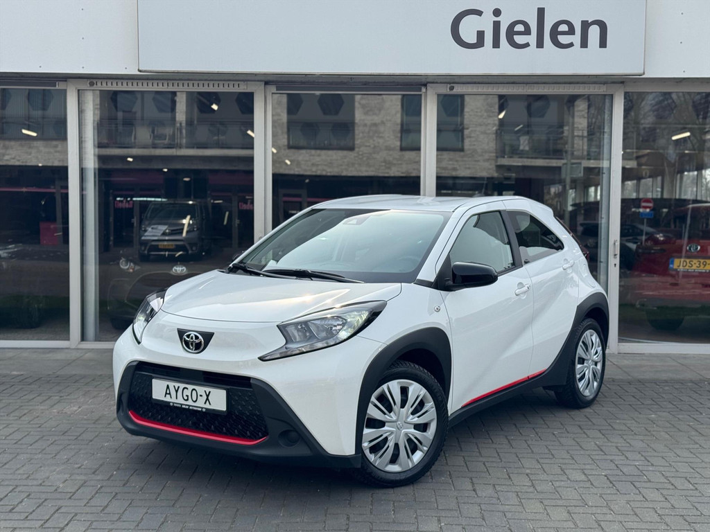 Toyota Aygo X 1.0 VVT-i MT Play Plus | Keyless, Startknop, Stoelverwarming, Climate control, Apple CarPlay/Android Auto 52165512-0.jpg | Autobedrijf Gielen