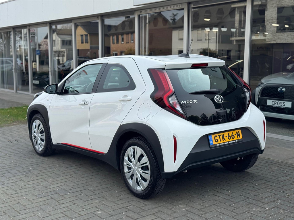 Toyota Aygo X 1.0 VVT-i MT Play Plus | Keyless, Startknop, Stoelverwarming, Climate control, Apple CarPlay/Android Auto 52165512-2.jpg | Autobedrijf Gielen