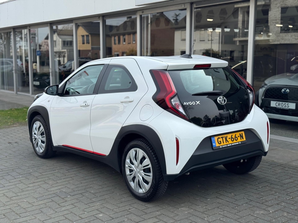 Toyota Aygo X 1.0 VVT-i MT Play Plus | Keyless, Startknop, Stoelverwarming, Climate control, Apple CarPlay/Android Auto 52165512-2.jpg | Autobedrijf Gielen