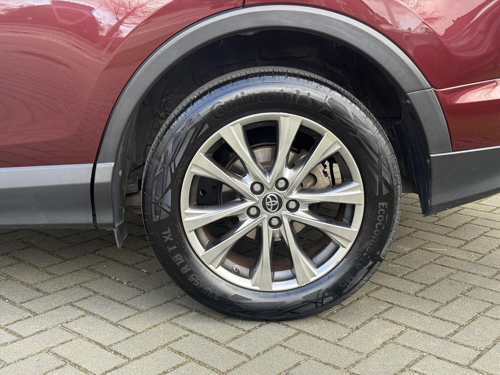 Toyota RAV4 2.5 Hybrid AWD Style | Trekhaak, Navigatie, 18 inch, Keyless, Parkeersensoren, Stoelverwarming, 1.650KG Trekgewicht! 52167265-3.jpg | Autobedrijf Gielen
