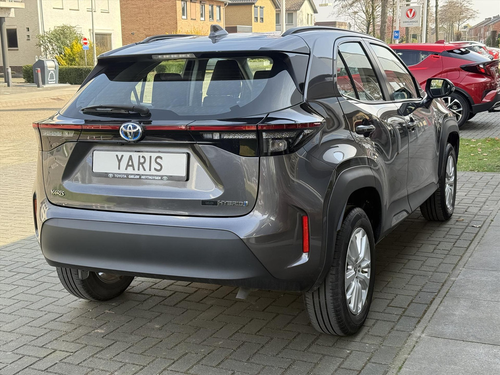 Toyota Yaris Cross 1.5 Hybrid Dynamic | Head up display, Elektrische achterklep, Stoel + Stuurverwarming, Smart Connect, Keyless, Startknop, 16 inc 52168195-1.jpg | Autobedrijf Gielen