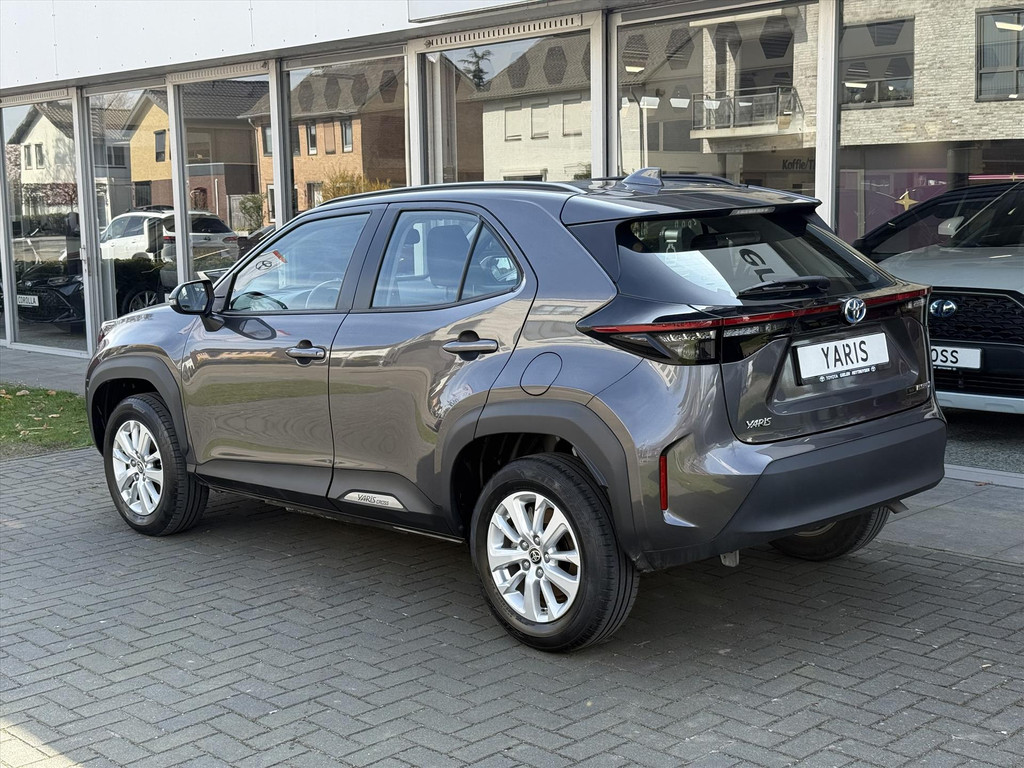 Toyota Yaris Cross 1.5 Hybrid Dynamic | Head up display, Elektrische achterklep, Stoel + Stuurverwarming, Smart Connect, Keyless, Startknop, 16 inc 52168195-3.jpg | Autobedrijf Gielen