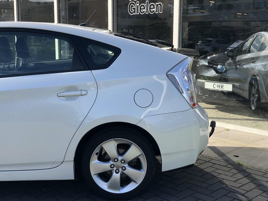 Toyota Prius 1.8 Full Hybrid Executive | Leer, Navigatie, Head up display, Stoelverwarming, Adaptive cruise control 52234238-2.jpg | Autobedrijf Gielen