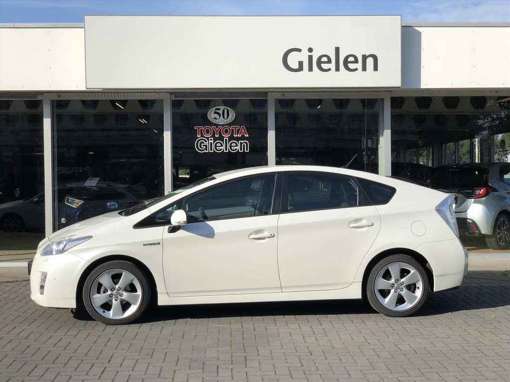 Toyota Prius 1.8 Full Hybrid Executive | Leer, Navigatie, Head up display, Stoelverwarming, Adaptive cruise control 52234238-3.jpg | Autobedrijf Gielen
