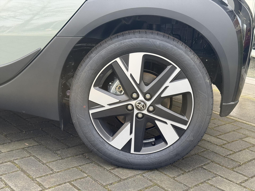 Toyota Aygo X 1.5 Hybrid Pulse Plus | Tarragon, Bi-Tone, Stoelverwarming, Climate control, Startknop, LED, 17 inch 52246670-3.jpg | Autobedrijf Gielen