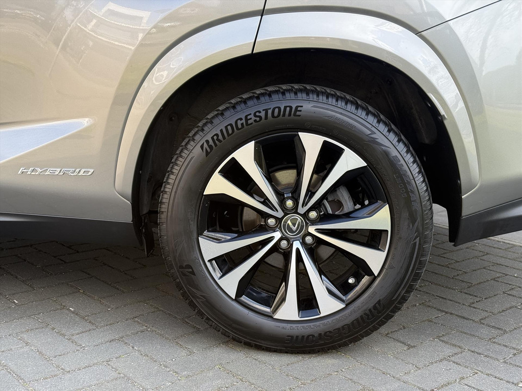 Lexus NX 300h Luxury Line | Dodehoekherkenning, Leer, Stoel + Stuurverwarming, 18 inch, Leer, Apple CarPlay/Android auto, Elektrische ach 52265155-3.jpg | Autobedrijf Gielen