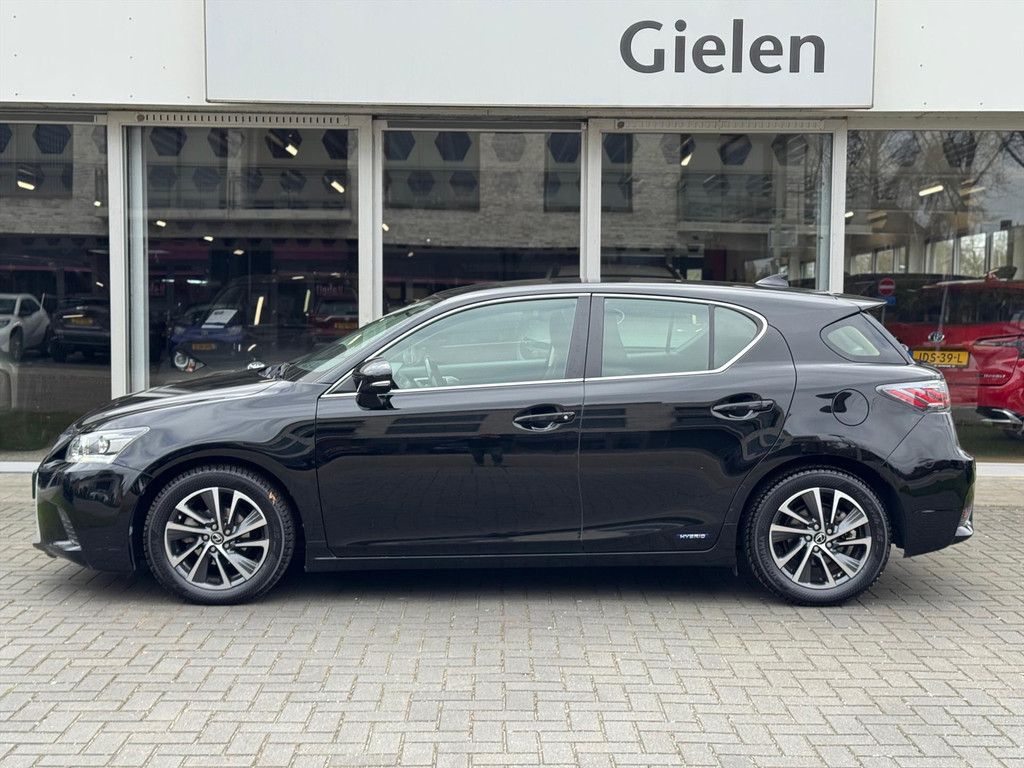 Lexus CT 200h Business Line | Navigatie, Parkeersensoren, Camera, Cruise control, Climate control 52508340-1.jpg | Autobedrijf Gielen