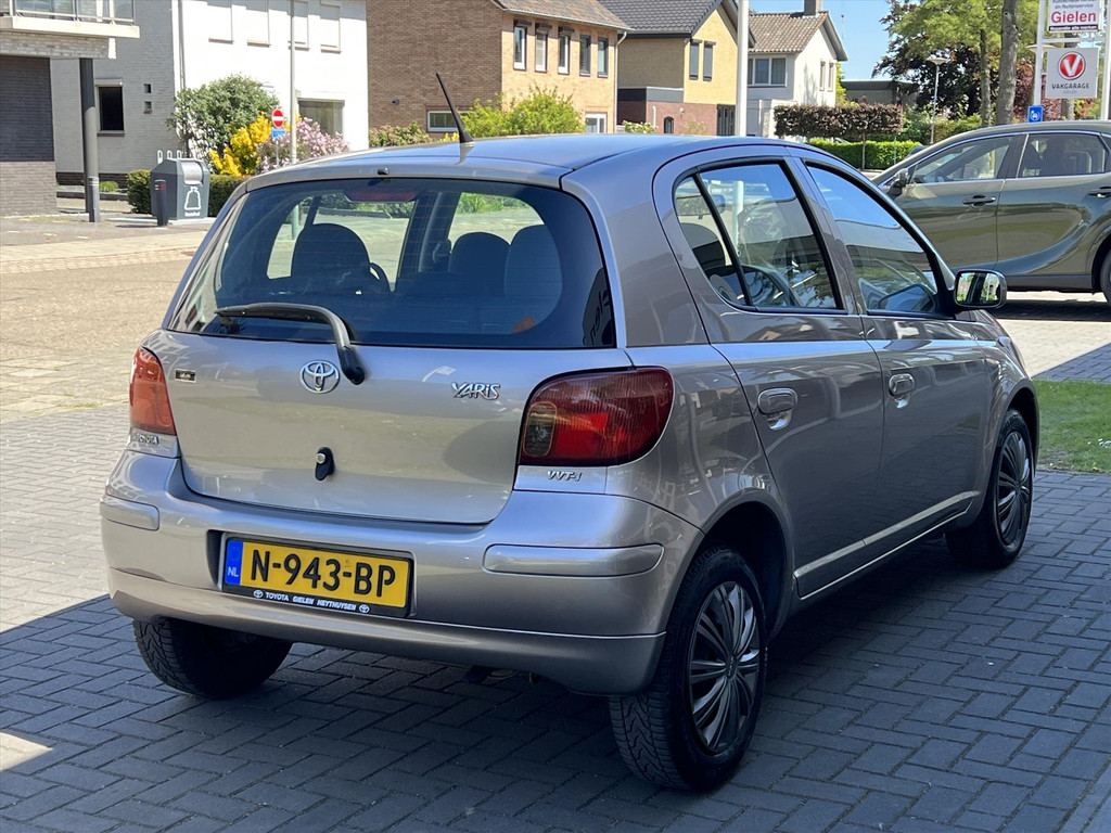 Toyota Yaris 1.3 VVT-I 5DR | Airconditioning, Centrale deurvergrendeling, Elektrische ramen, Weinig KM! 52607930-3.jpg | Autobedrijf Gielen