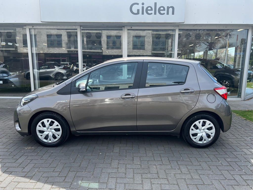 Toyota Yaris 1.5 Hybrid Active | Eerste eigenaar, Cruise control, Climate control, Parkeercamera, Safety Sense 52660679-1.jpg | Autobedrijf Gielen