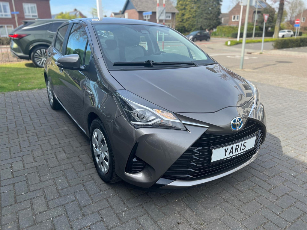 Toyota Yaris 1.5 Hybrid Active | Eerste eigenaar, Cruise control, Climate control, Parkeercamera, Safety Sense 52660679-4.jpg | Autobedrijf Gielen