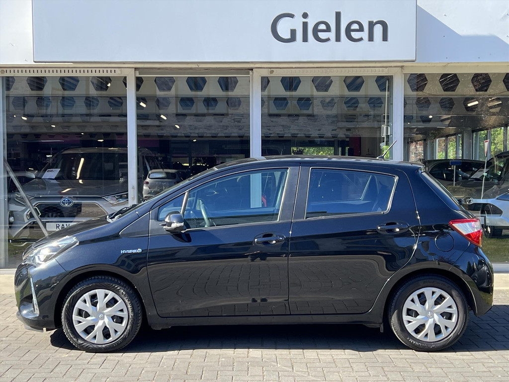 Toyota Yaris 1.5 Hybrid Active | Parkeercamera, bluetooth, Cruise control, Climate control, Toyota safety sense 52668717-1.jpg | Autobedrijf Gielen