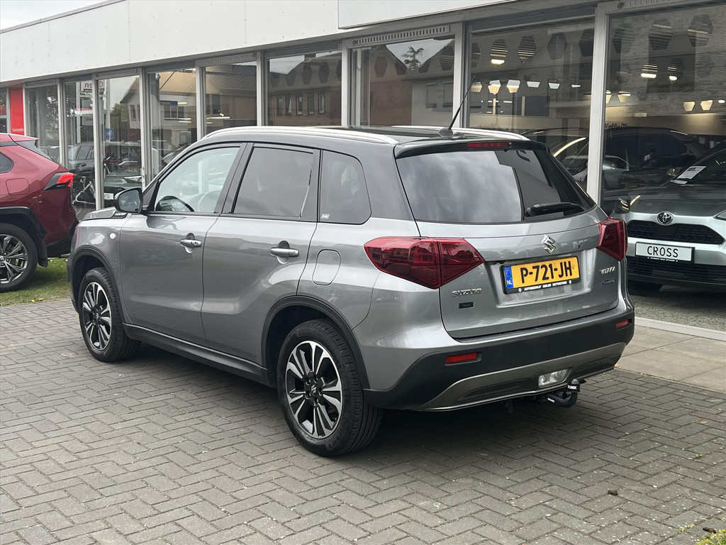 Suzuki Vitara 1.5 Hybrid Automaat Select Bi-Tone | Eerste eigenaar, Trekhaak, Dodehoekherkenning, Stoelverwarming, 17 inch, LED 52682892-2.jpg | Autobedrijf Gielen