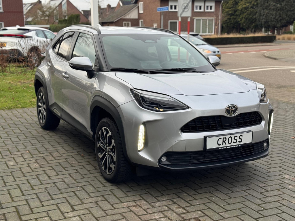Toyota Yaris Cross 1.5 Hybrid 130PK Dynamic Plus | Winter Pack, 17 inch, Keyless, Stoel + Stuurverwarming, Privacy Glass 52705004-4.jpg | Autobedrijf Gielen
