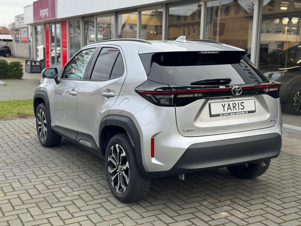 Toyota Yaris Cross 1.5 Hybrid 130PK Dynamic Plus | Winter Pack, 17 inch, Keyless, Stoel + Stuurverwarming, Privacy Glass 52705005-2.jpg | Autobedrijf Gielen