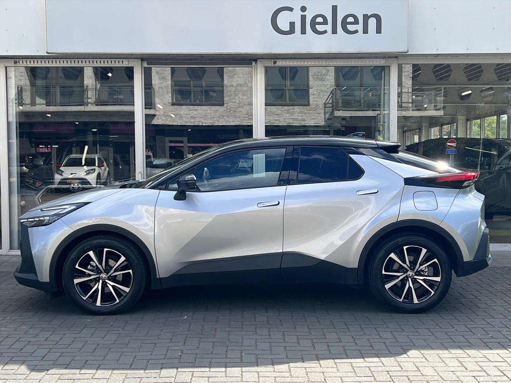 Toyota C-HR 1.8 Hybrid First Edition | Elektrische achterklep, Groot scherm, Parkeersensoren, Dodehoekherkenning, Stuurverwarming 52767767-1.jpg | Autobedrijf Gielen