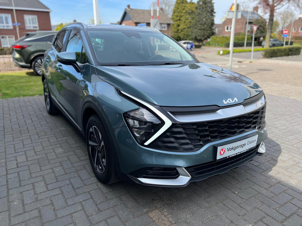 Kia Sportage 1.6 T-GDi MHEV 150PK DynamicLine Automaat | Stoel + Stuurverwarming, Parkeersensoren, Apple CarPlay/Android Auto, 1650KG Trekgew 52780927-4.jpg | Autobedrijf Gielen