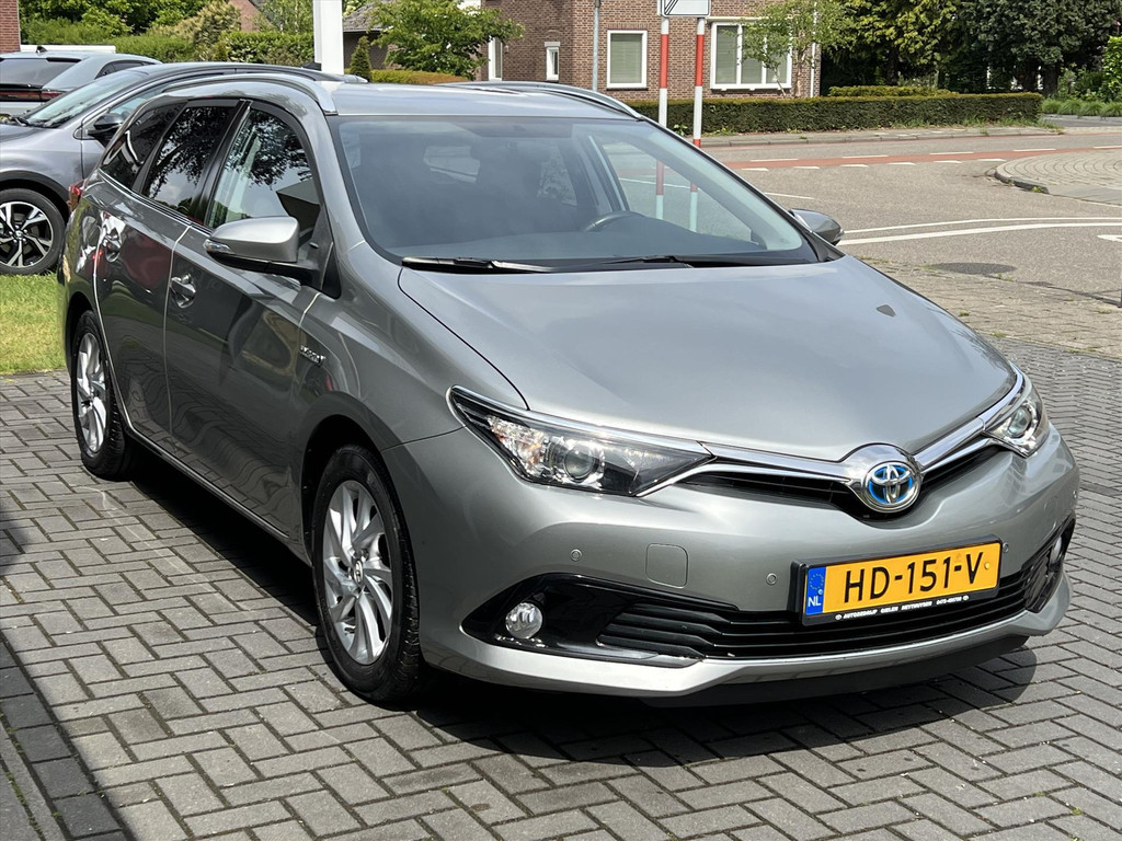Toyota Auris Touring Sports 1.8 Hybrid Aspiration Plus | Facelift, Parkeersensoren, Navigatie, Lichtmetalen velgen, Parkeercamera, Bluetooth 52852431-4.jpg | Autobedrijf Gielen