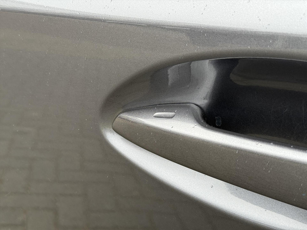 Lexus IS 300h Luxury Line | Schuifdak, Mark Levinson, F Sport velgen, Stoelventilatie, Geheugenfunctie, Stuurverwarming, Adaptive Cruise 52878735-4.jpg | Autobedrijf Gielen