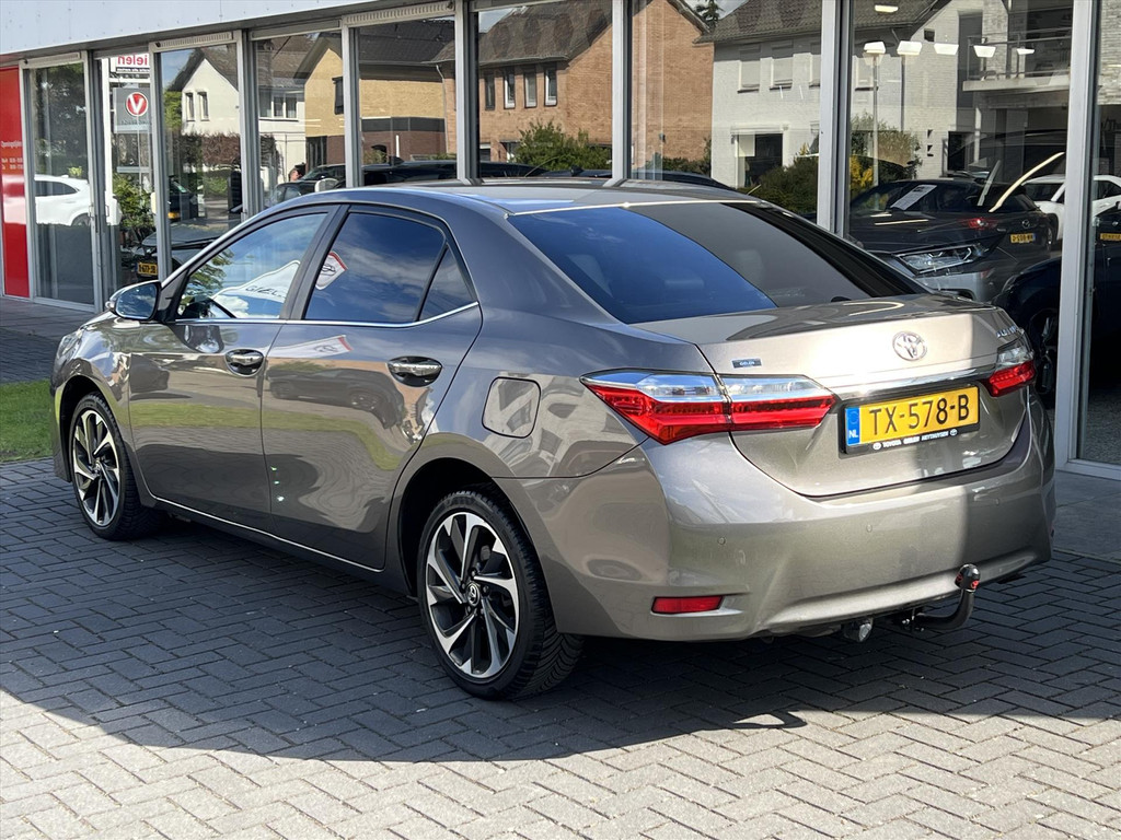 Toyota Corolla Sedan 1.6 VVT-i Executive | Trekhaak, Parkeersensoren, Half leer, Stoelverwarming, Climate control,1.300KG Trekgewicht, Uniek! 53225609-2.jpg | Autobedrijf Gielen