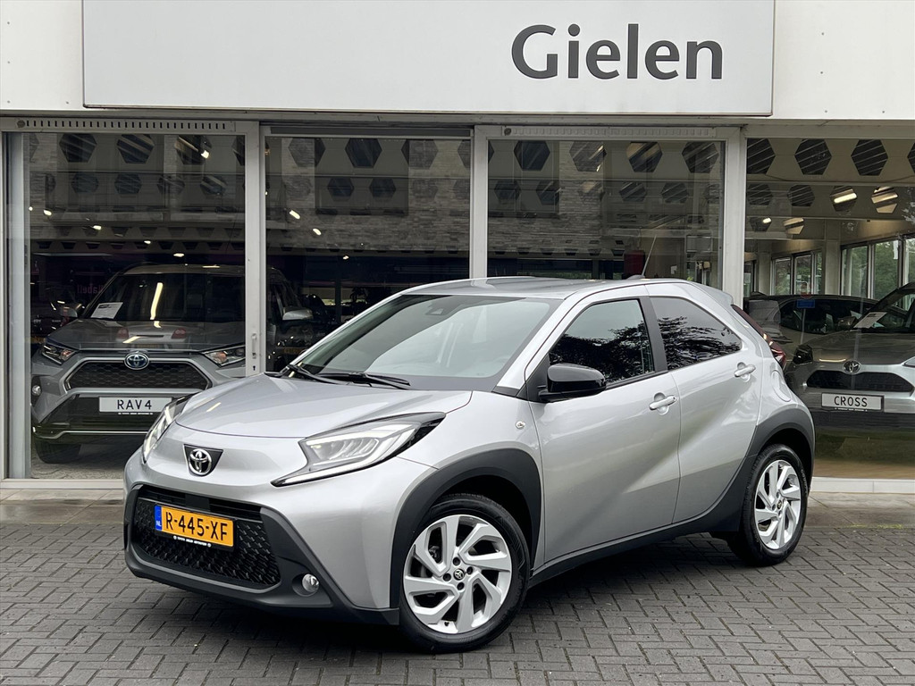 Toyota Aygo X 1.0 VVT-i First Automaat | Eerste eigenaar, Lichtmetalen velgen, Adaptive cruise control, Parkeercamera, Weinig KM! 53247564-0.jpg | Autobedrijf Gielen