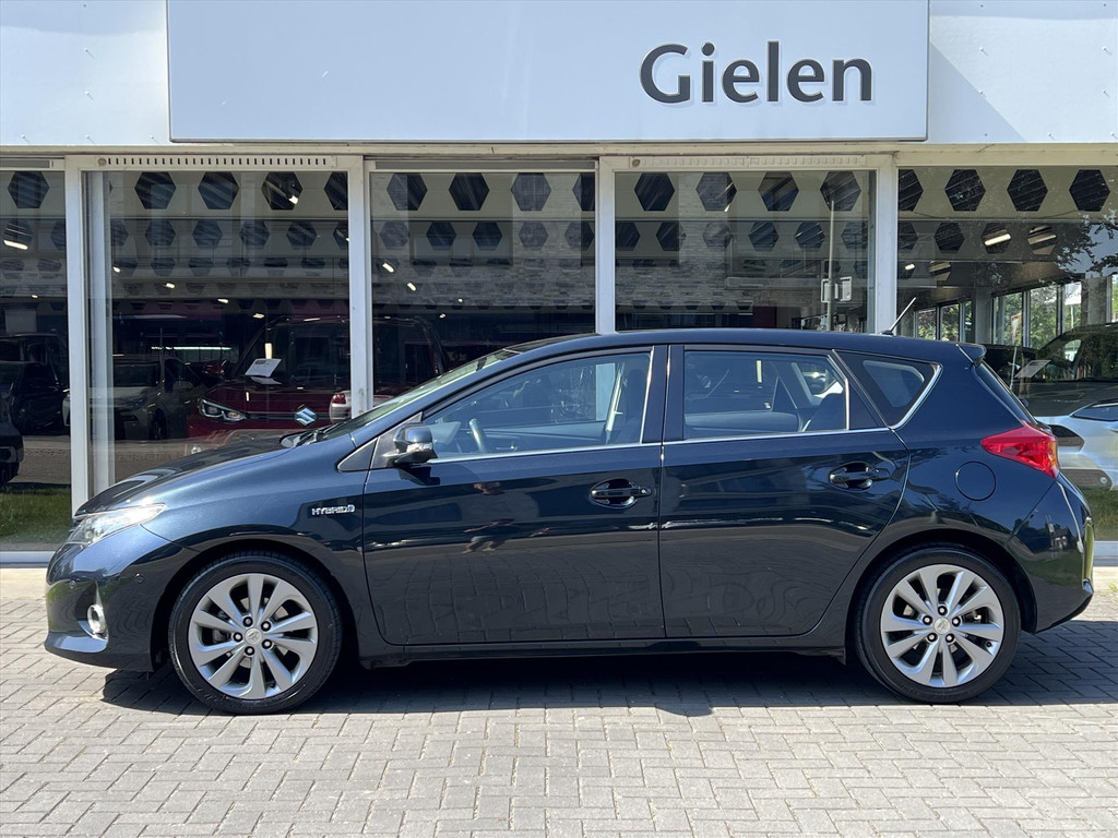 Toyota Auris 1.8 Hybrid Dynamic | Navigatie, Parkeersensoren, Stoelverwarming, Cruise control, 17 inch, Camera 53398712-1.jpg | Autobedrijf Gielen