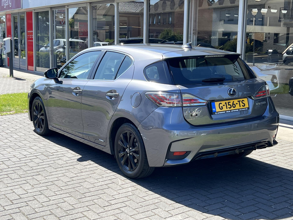 Lexus CT 200h Executive | Half leer, Parkeersensoren, Stoelverwarming, Keyless, Navigatie, Camera, Cruise control 53432865-2.jpg | Autobedrijf Gielen