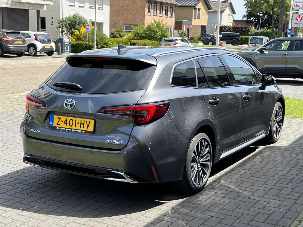 Toyota Corolla Touring Sports 140 Hybrid First edition | Elektrische achterklep, Nieuwe multimedia, Stoelverwarming, LED, Parkeersensoren 53653692-3.jpg | Autobedrijf Gielen