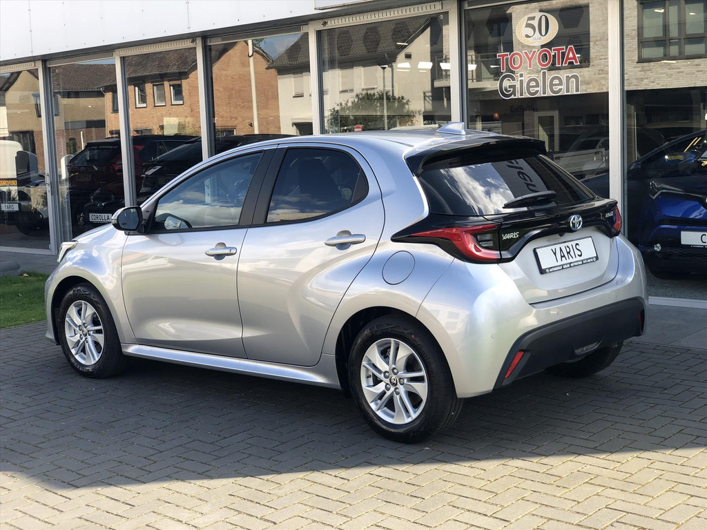 Toyota Yaris 1.5 Hybrid Dynamic Plus | Trekhaak, Dodehoekherkenning, Parkeersensoren, LED, Stoelverwarming 53654797-4.jpg | Autobedrijf Gielen