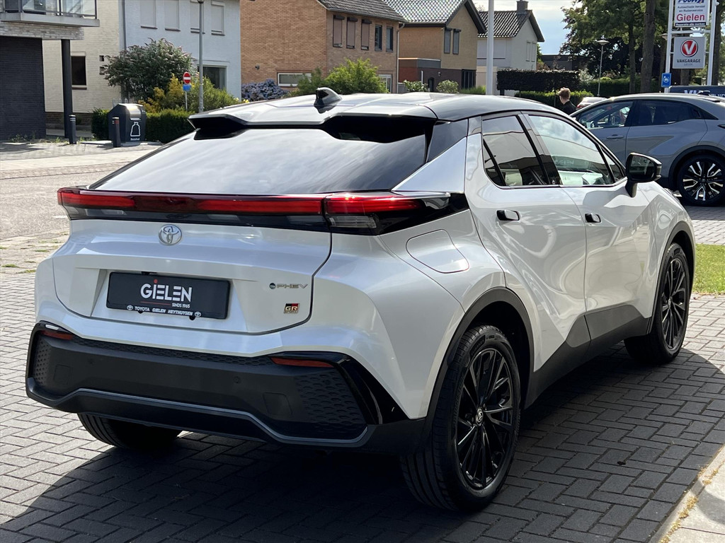 Toyota C-HR 2.0 PHEV GR Sport | JBL, Geheugenfunctie, Stoel + Stuurverwarming, Groot scherm, 19 inch, Blind spot, Parkeersensoren 53658890-3.jpg | Autobedrijf Gielen
