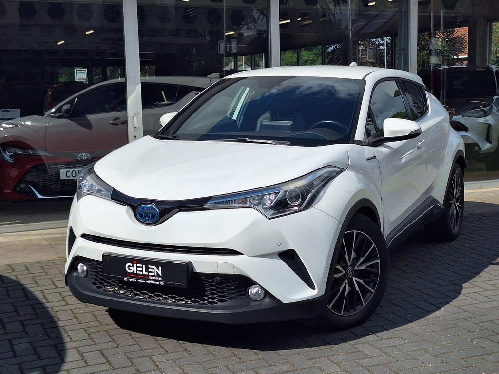 Toyota C-HR 1.8 Hybrid First Edition | JBL, 18 inch, Parkeersensoren, Stoelverwarming, Half Leer, Keyless, DAB, 2e eigenaar 53689485-2.jpg | Autobedrijf Gielen