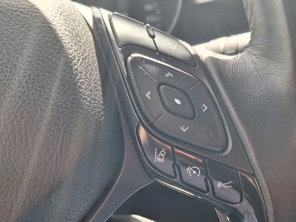Toyota C-HR 1.8 Hybrid First Edition | JBL, 18 inch, Parkeersensoren, Stoelverwarming, Half Leer, Keyless, DAB, 2e eigenaar 53689485-4.jpg | Autobedrijf Gielen