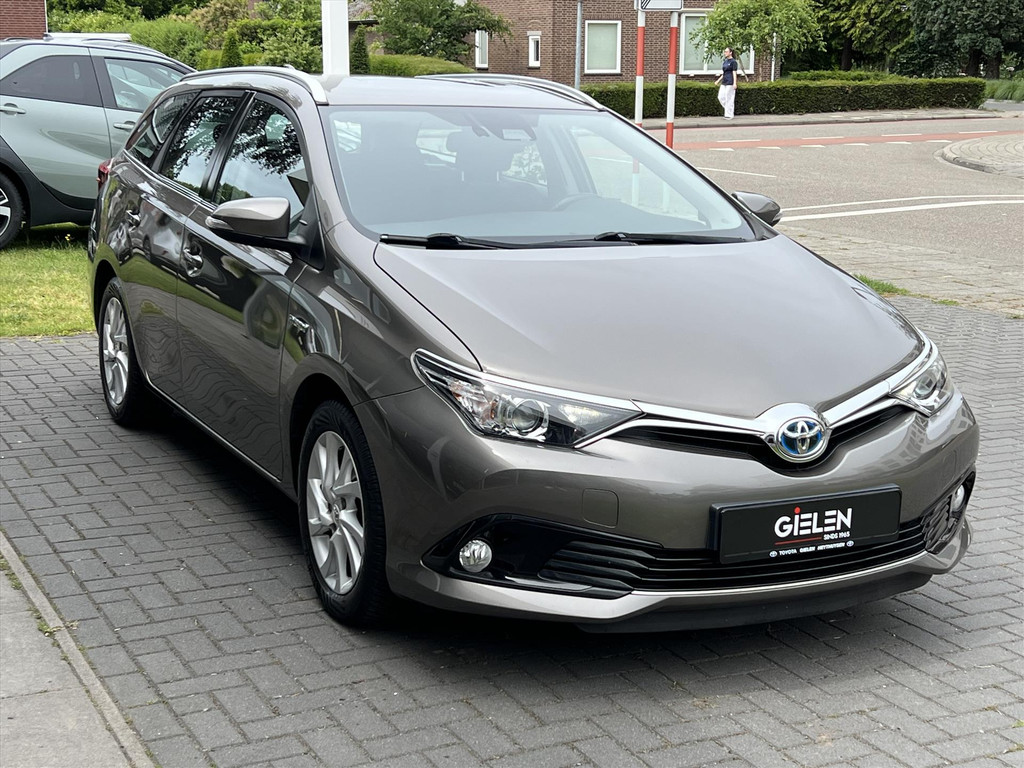 Toyota Auris 1.8 Hybrid Dynamic | Cruisecontrol, Keyless, Climate control, Navigatie 54103987-4.jpg | Autobedrijf Gielen