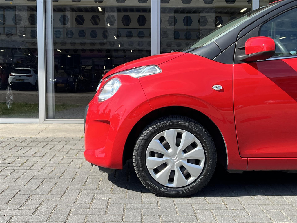 Citroën C1 1.0 VTi 72PK 5D Feel | Airconditioning, Parkeersensoren, Bluetooth, Stuurbediening, In hoogte verstelbare stoel 54142447-2.jpg | Autobedrijf Gielen