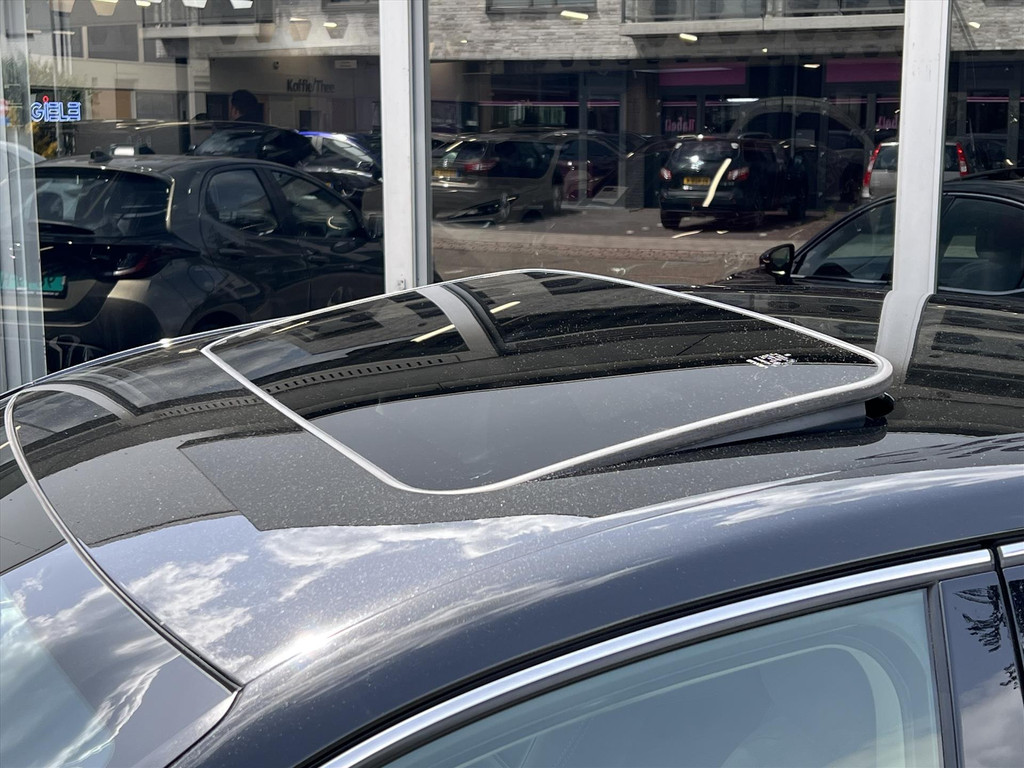 Lexus IS 300h Luxury Line | Schuifdak, Mark Levinson, Trekhaak, Geheugenfunctie, LED, Stoelverwarming, Keyless 54184725-1.jpg | Autobedrijf Gielen