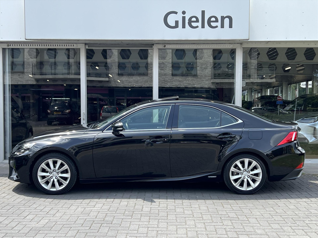 Lexus IS 300h Luxury Line | Schuifdak, Mark Levinson, Trekhaak, Geheugenfunctie, LED, Stoelverwarming, Keyless 54184725-2.jpg | Autobedrijf Gielen