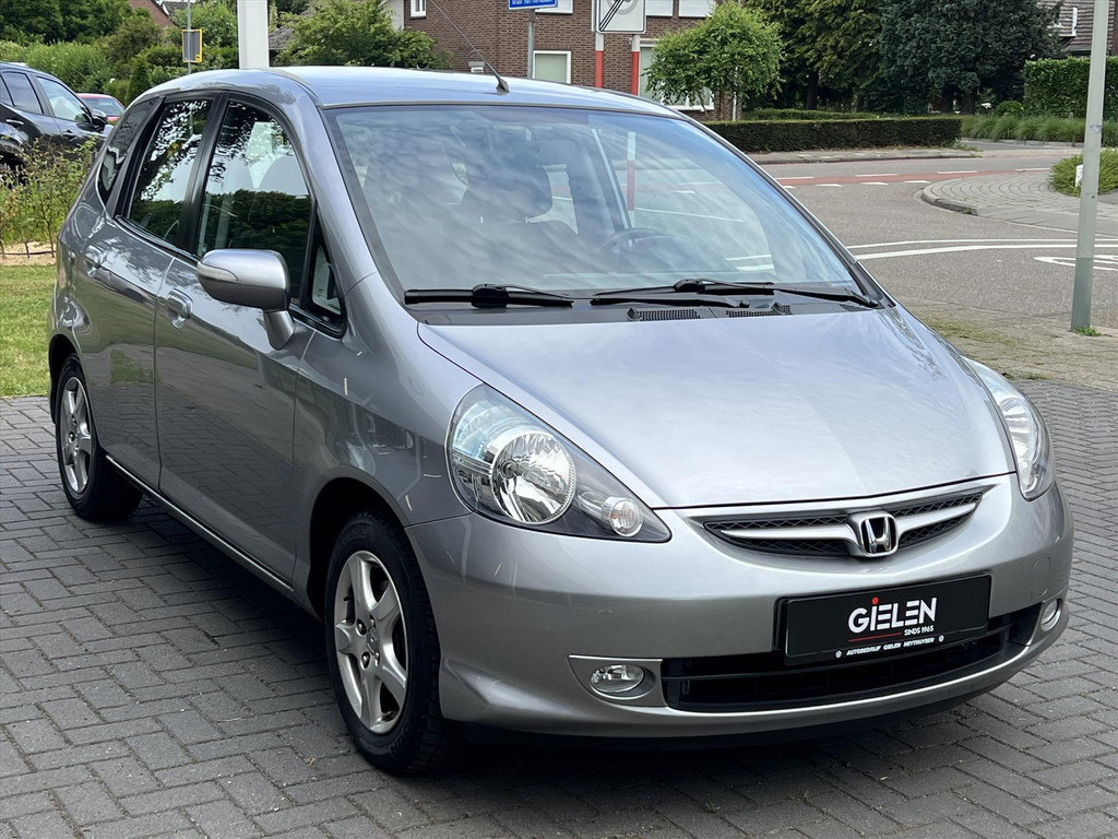 Honda Jazz 1.4 I LS | Trekhaak, Climate control, Lichtmetalen velgen, Elektrische ramen, Centrale deurvergrendeling, Fijne instap! 54453397-2.jpg | Autobedrijf Gielen