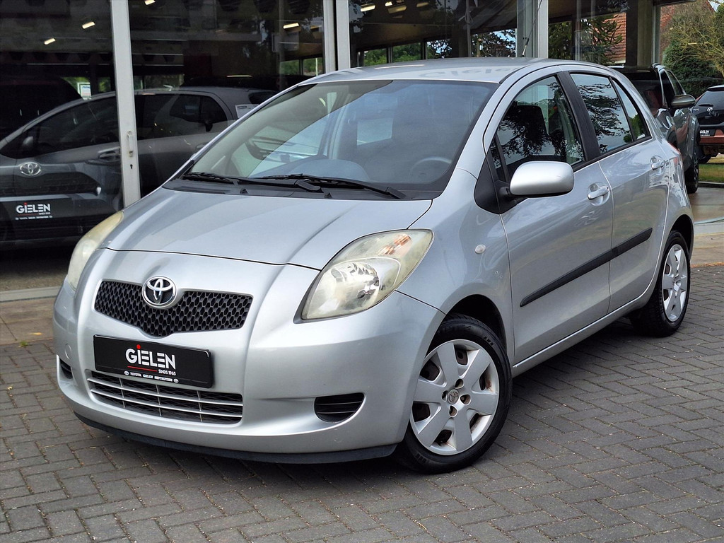 Toyota Yaris 1.3 16V VVT-I 5DR Sol | Automaat, Airconditioning, Lage kilometerstand 54542096-2.jpg | Autobedrijf Gielen
