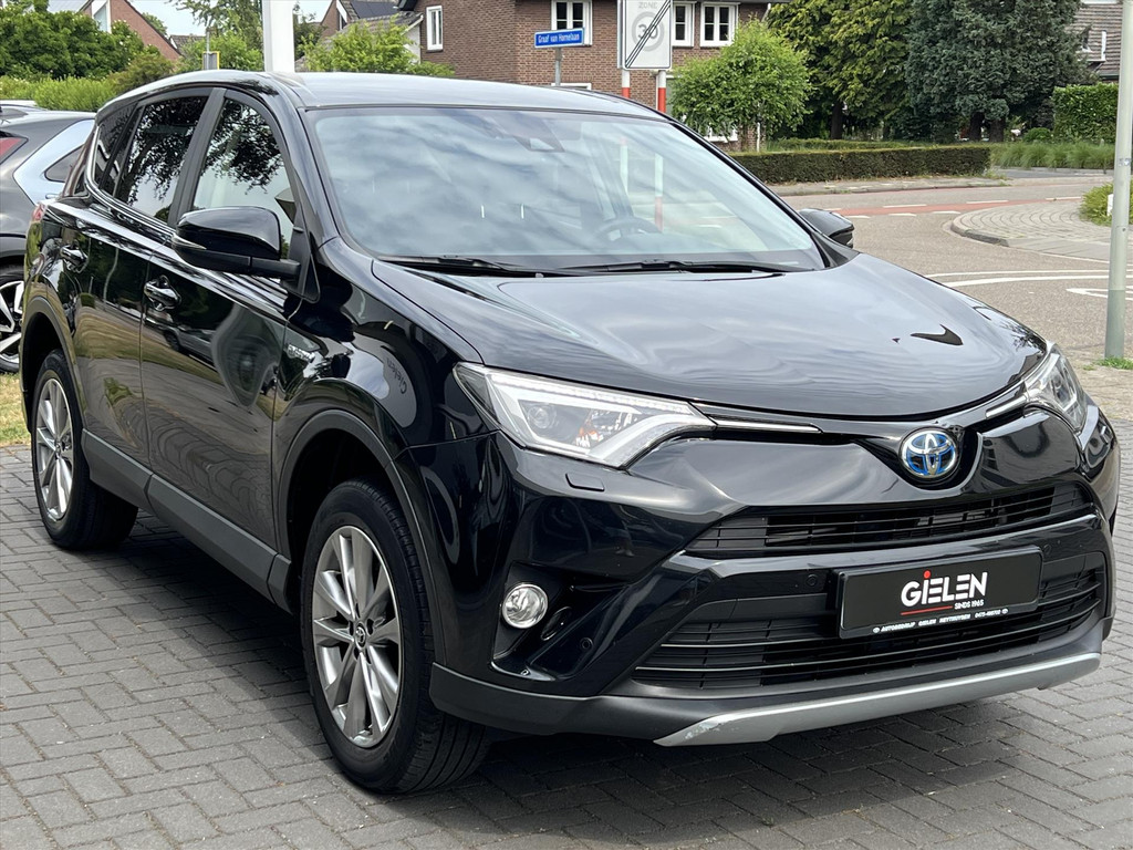 Toyota RAV4 2.5 Hybrid 197pk Style | Trekhaak, 18 inch, Stoelverwarming, Keyless, Privacy glass, Adaptive cruise control 54550291-4.jpg | Autobedrijf Gielen