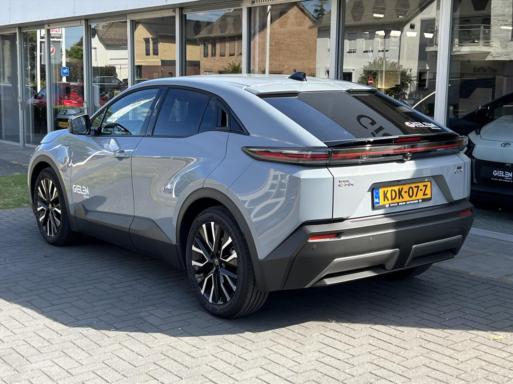 Toyota C-HR+ 77 kWh First Edition | 20 inch velgen, Elektrische achterklep, Dodehoekherkenning, Parkeersensoren 54570136-2.jpg | Autobedrijf Gielen