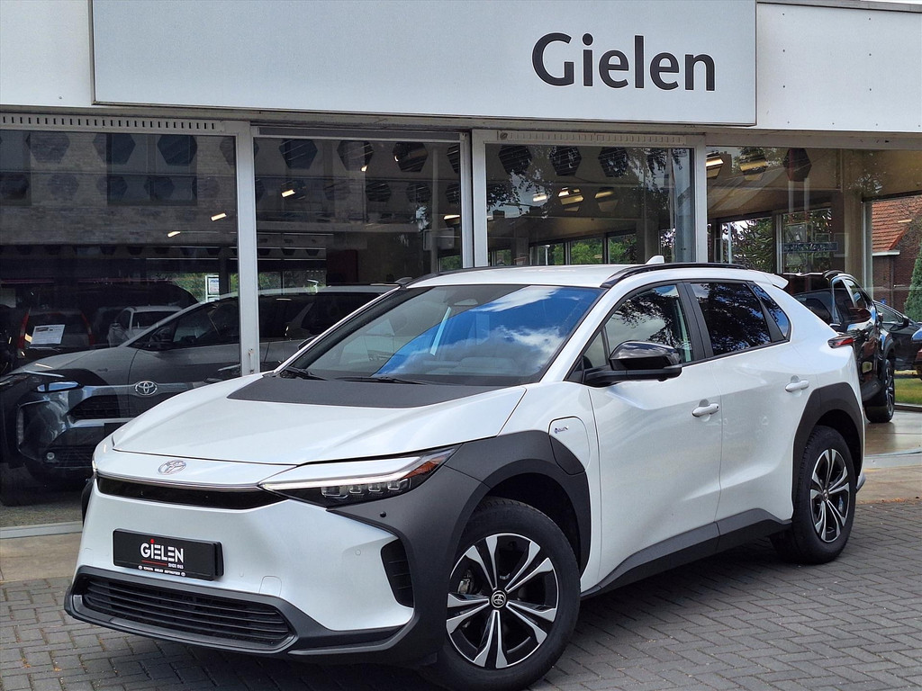 Toyota Bz4x 204pk Dynamic | Groot scherm, 360 Camera, Elektrische achterklep, Parkeersensoren, Blind Spot, Stoel + Stuurverwarming 54690065-4.jpg | Autobedrijf Gielen