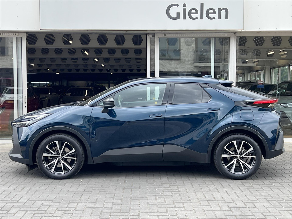 Toyota C-HR Plug-in Hybrid 220 First Edition | Eerste eigenaar, Trekhaak, Dodehoekherkenning, Parkeersensoren, Stoelverwarming 54738202-1.jpg | Autobedrijf Gielen